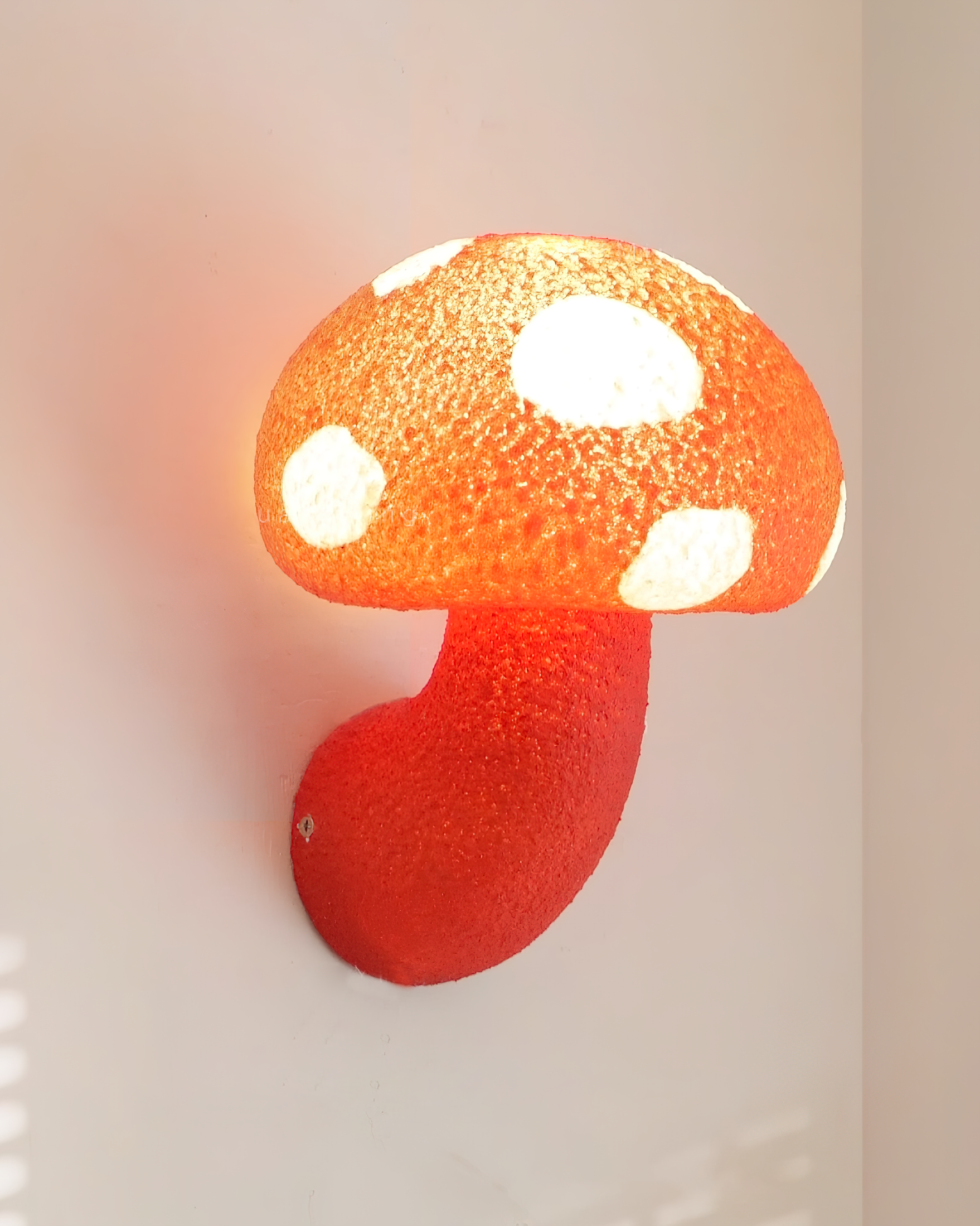 Loppy Wall Lamp