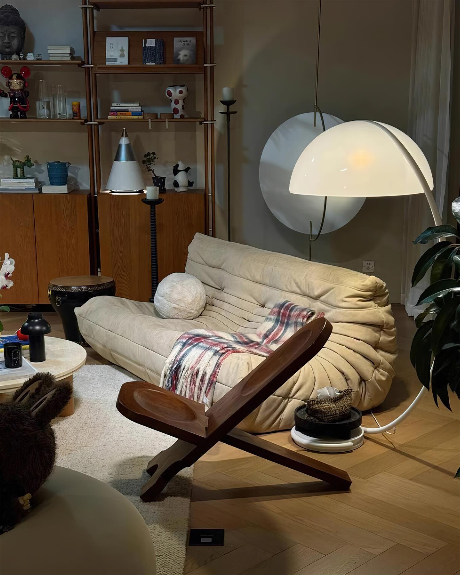 Sweep Floor Lamp