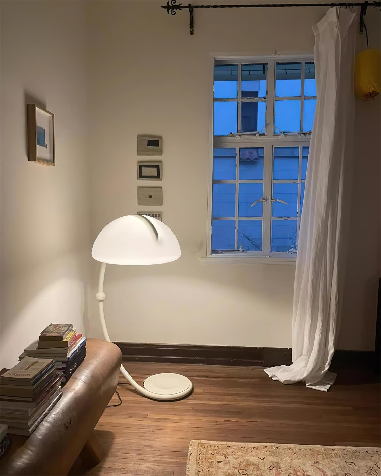 Sweep Floor Lamp