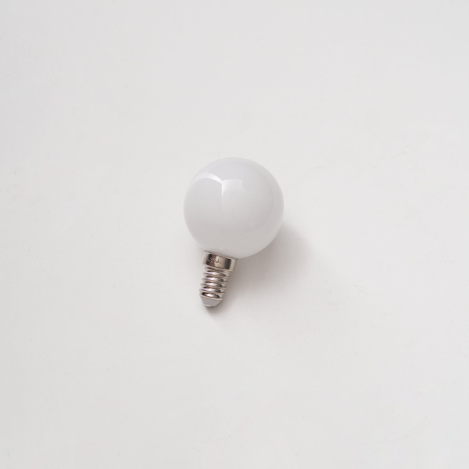 White LED Light E14 or E12 Bulb-Neutral Decor