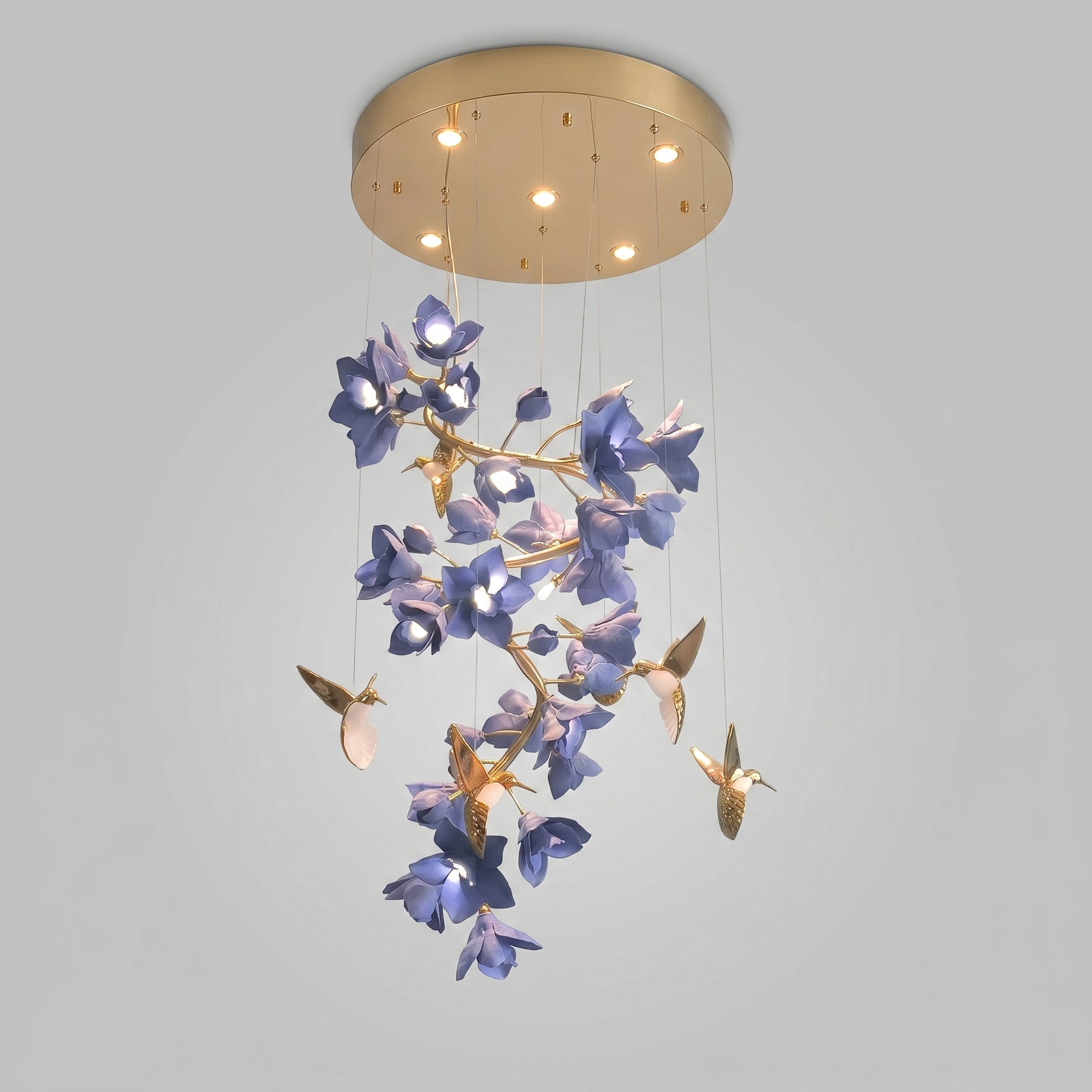 Avis Chandelier