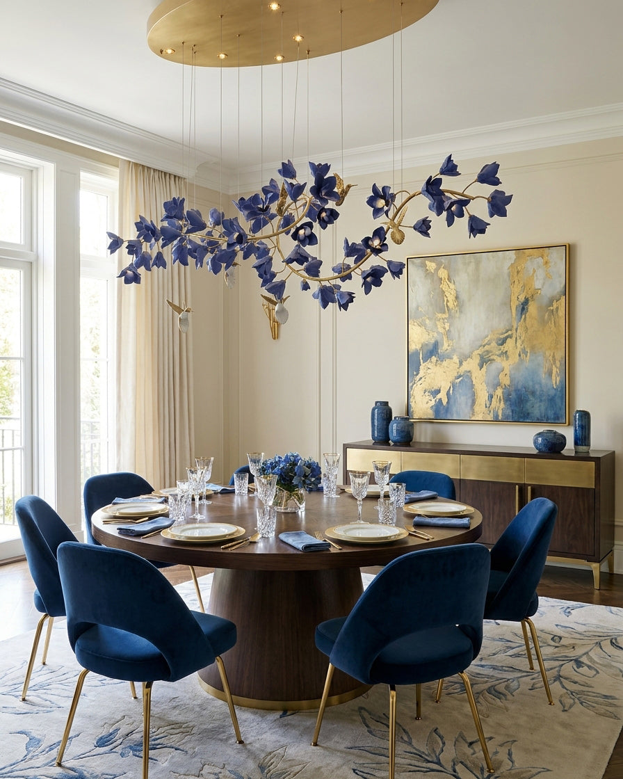 Avis Chandelier