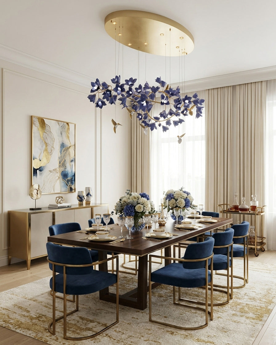 Avis Chandelier