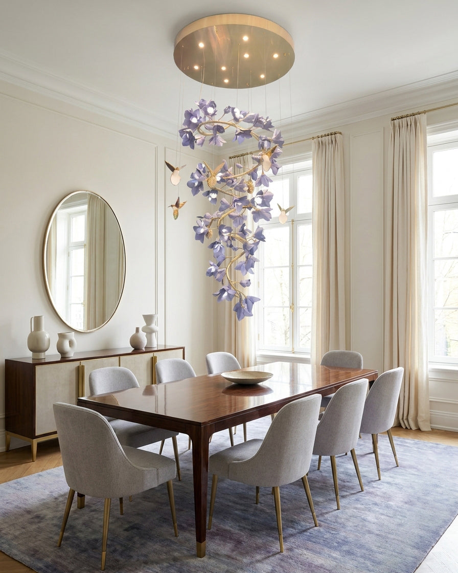 Avis Chandelier