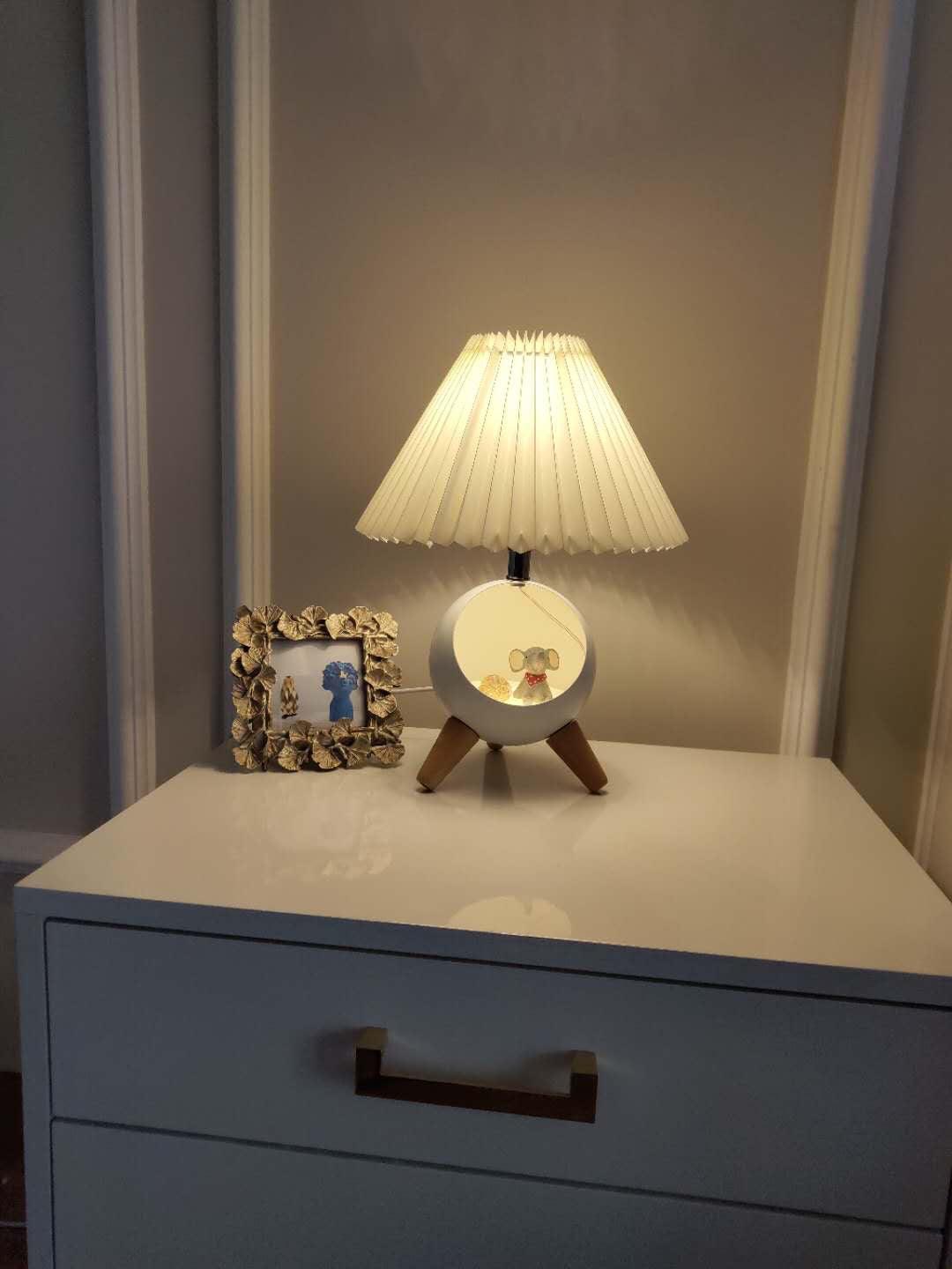 Hazelle Modern Fabric Table Lamp-Neutral Decor