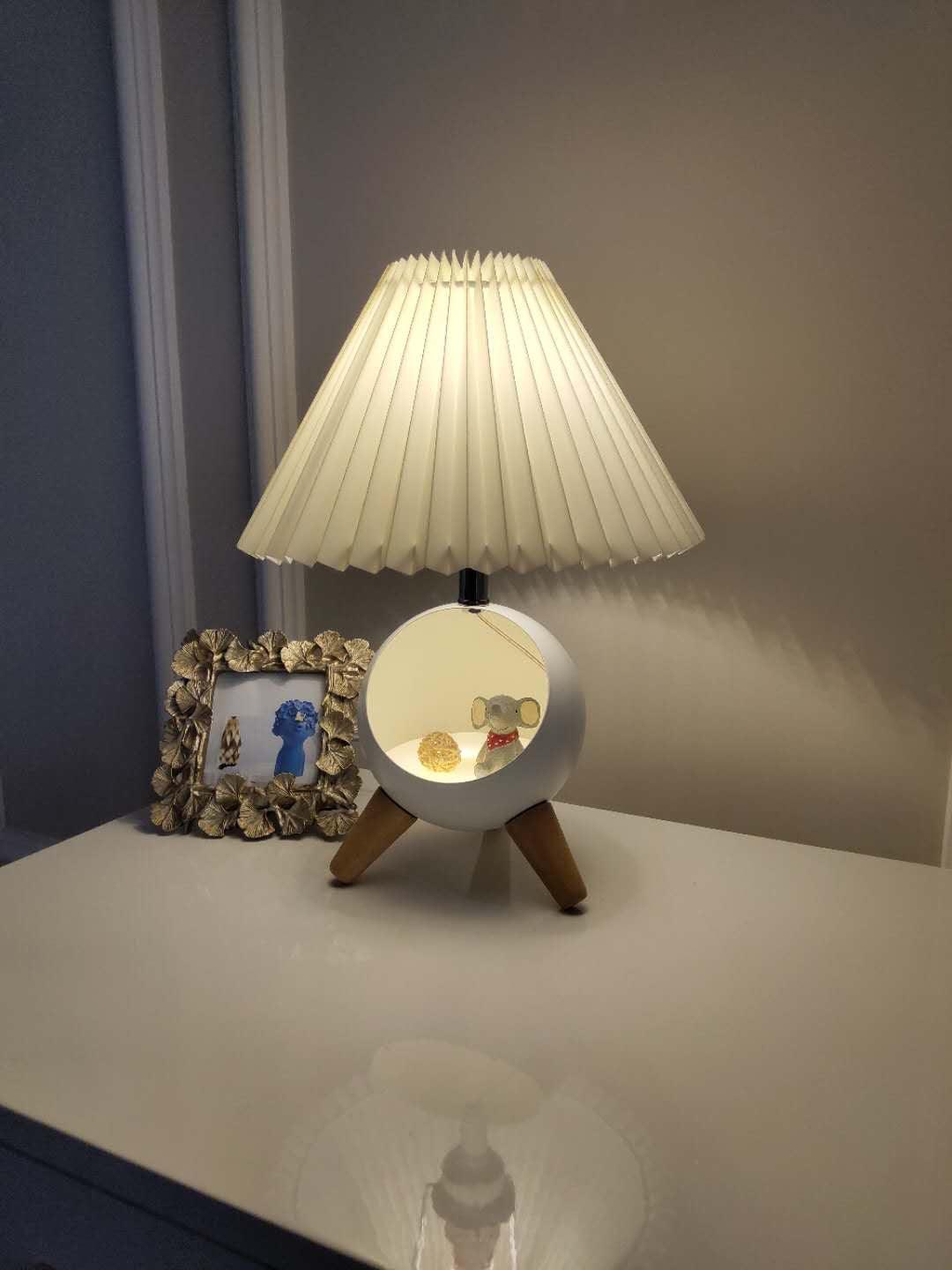 Hazelle Modern Fabric Table Lamp-Neutral Decor