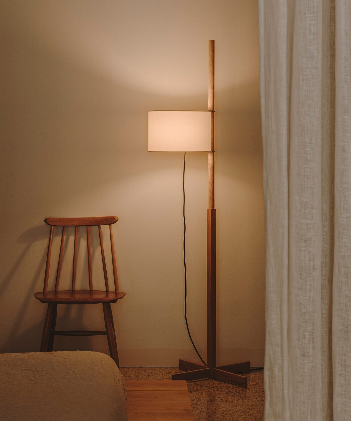 Jex Wood Fabric Floor Lamp-Neutral Decor