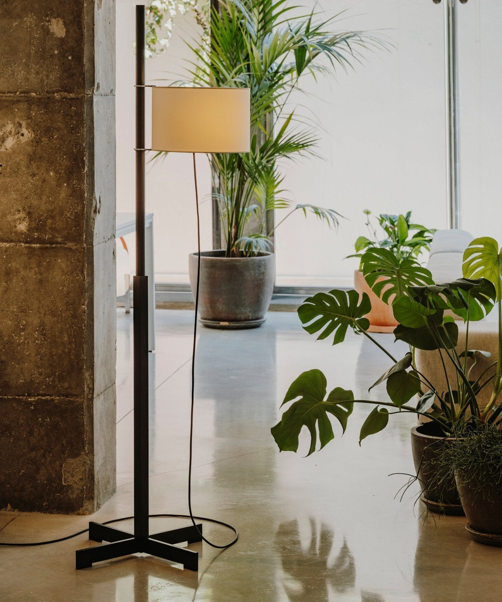 Jex Wood Fabric Floor Lamp-Neutral Decor