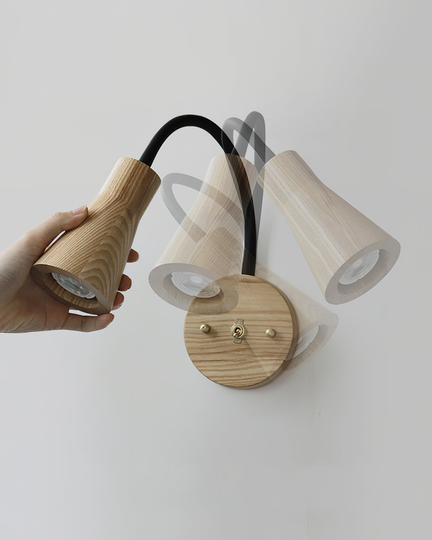 Emory Wall Lamp