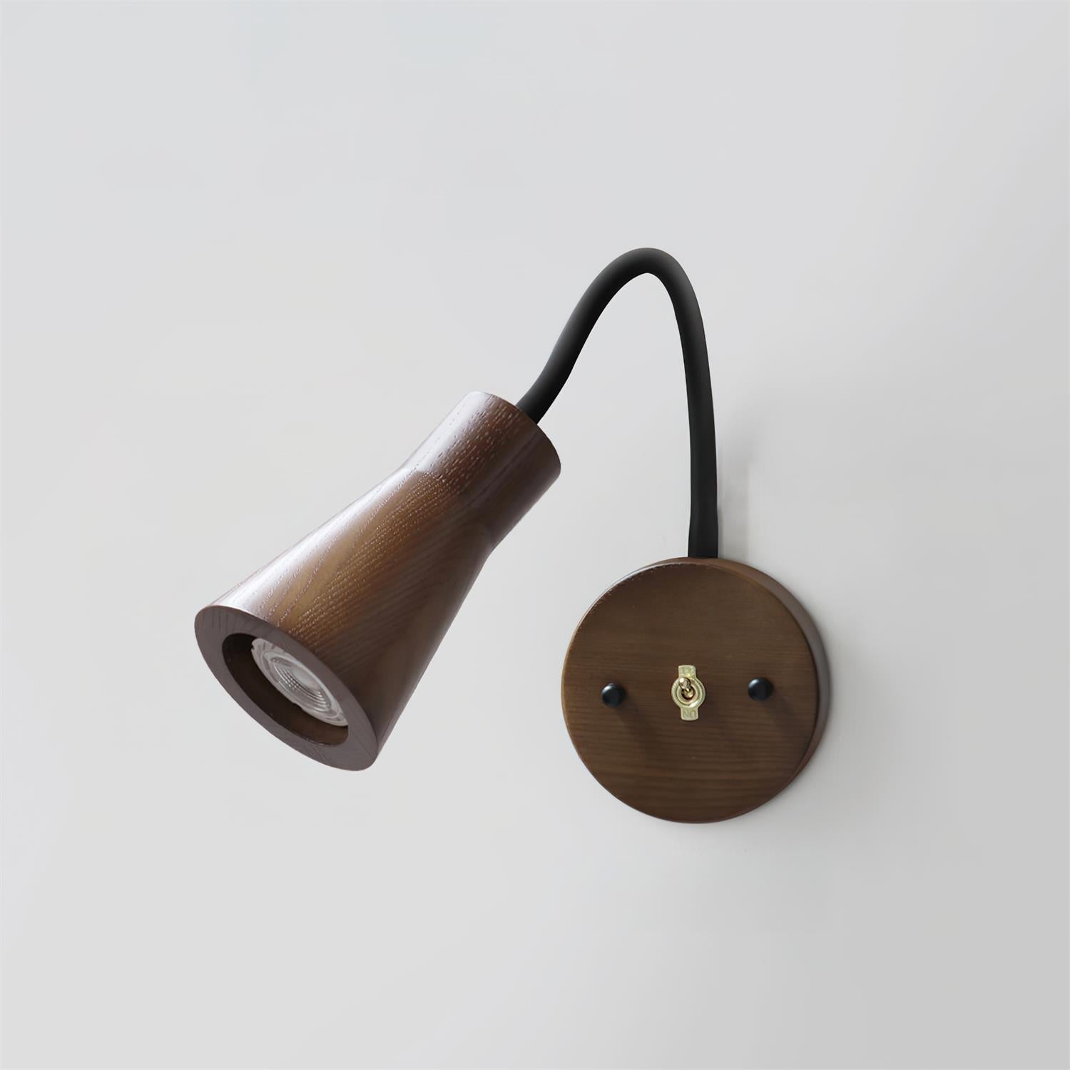 Emory Wall Lamp