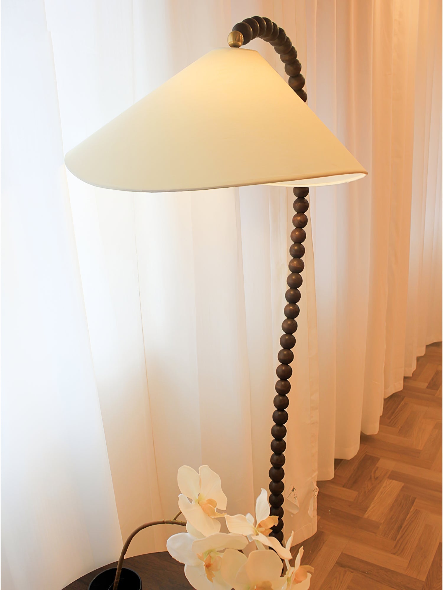 Nadia Modern Wood Floor Lamp-Neutral Decor