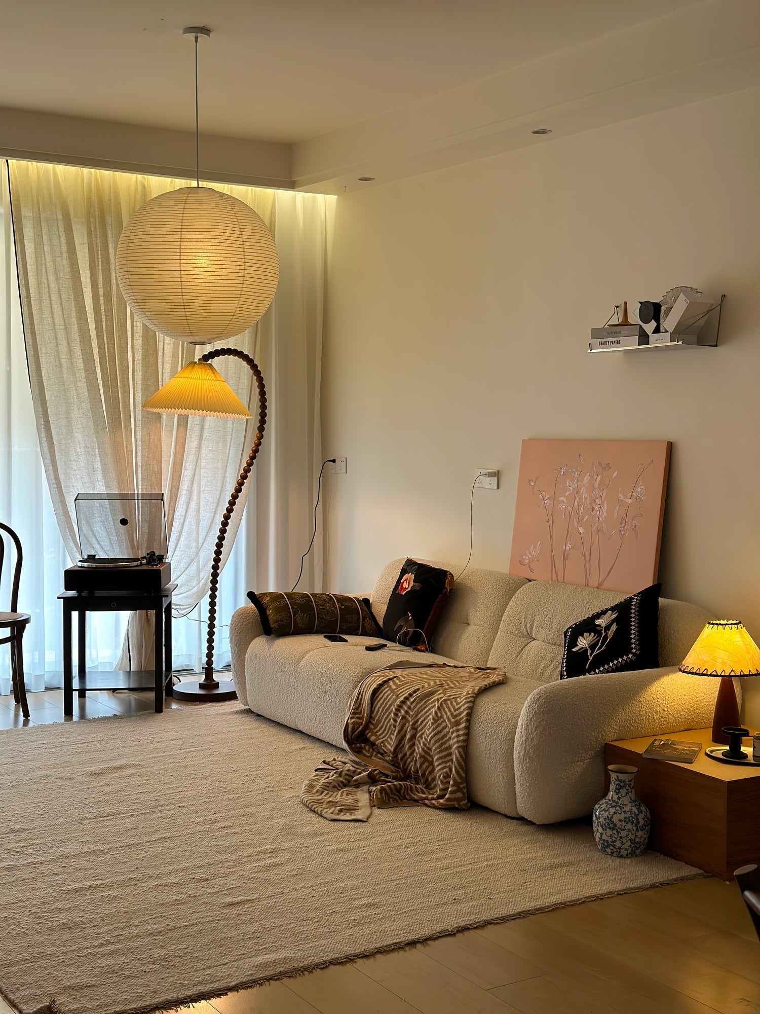 Nadia Modern Wood Floor Lamp-Neutral Decor