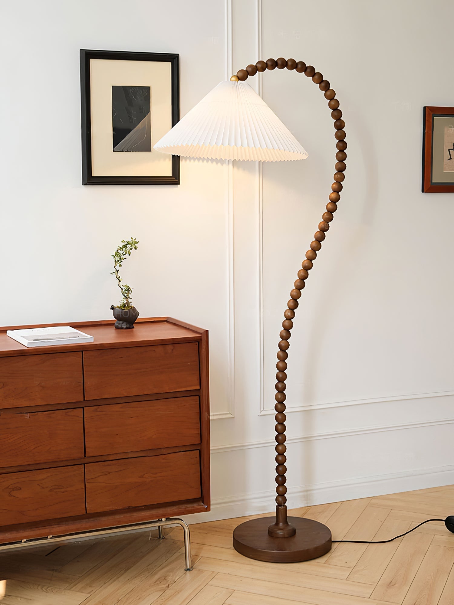 Nadia Modern Wood Floor Lamp-Neutral Decor