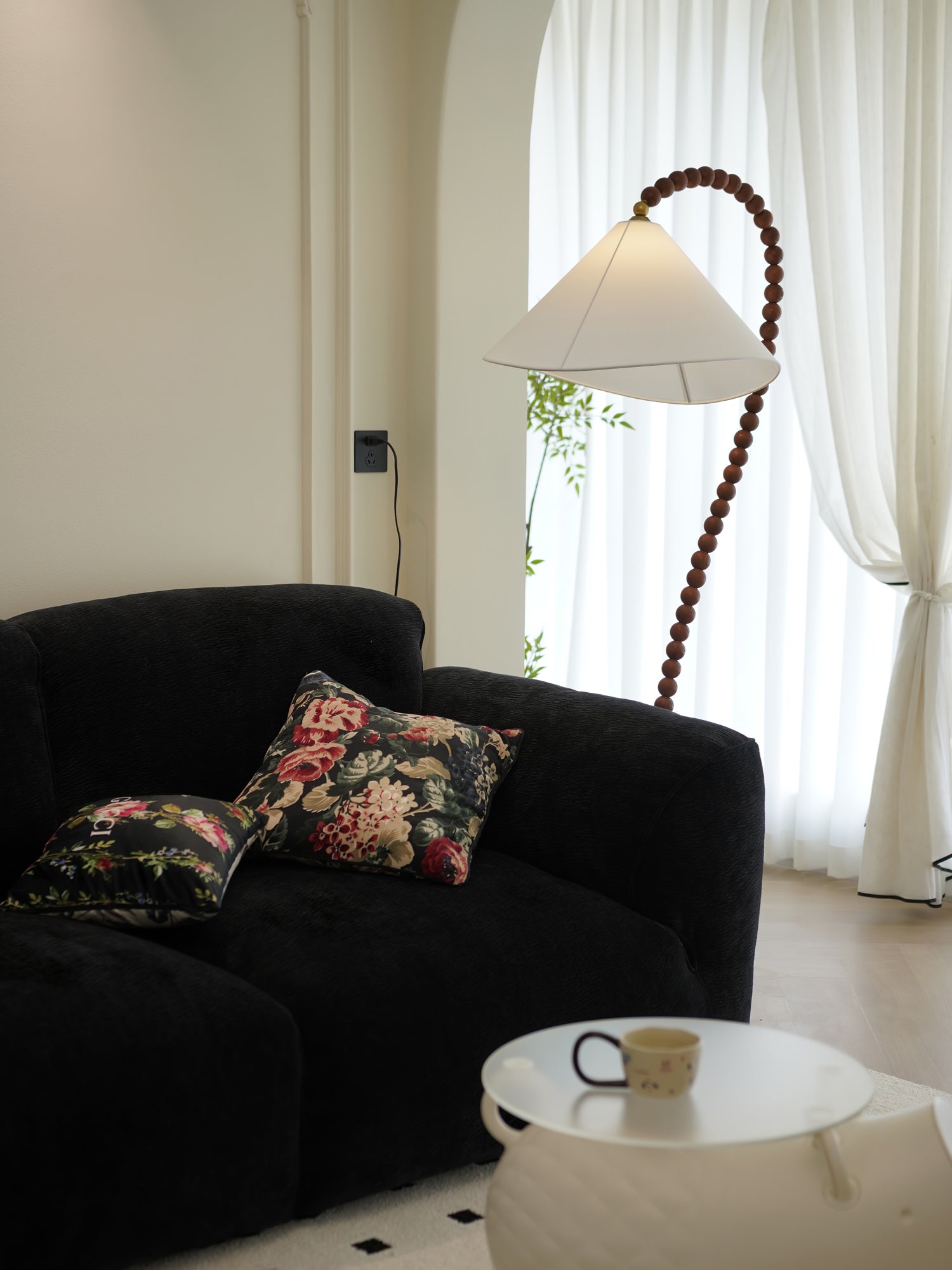 Nadia Modern Wood Floor Lamp-Neutral Decor