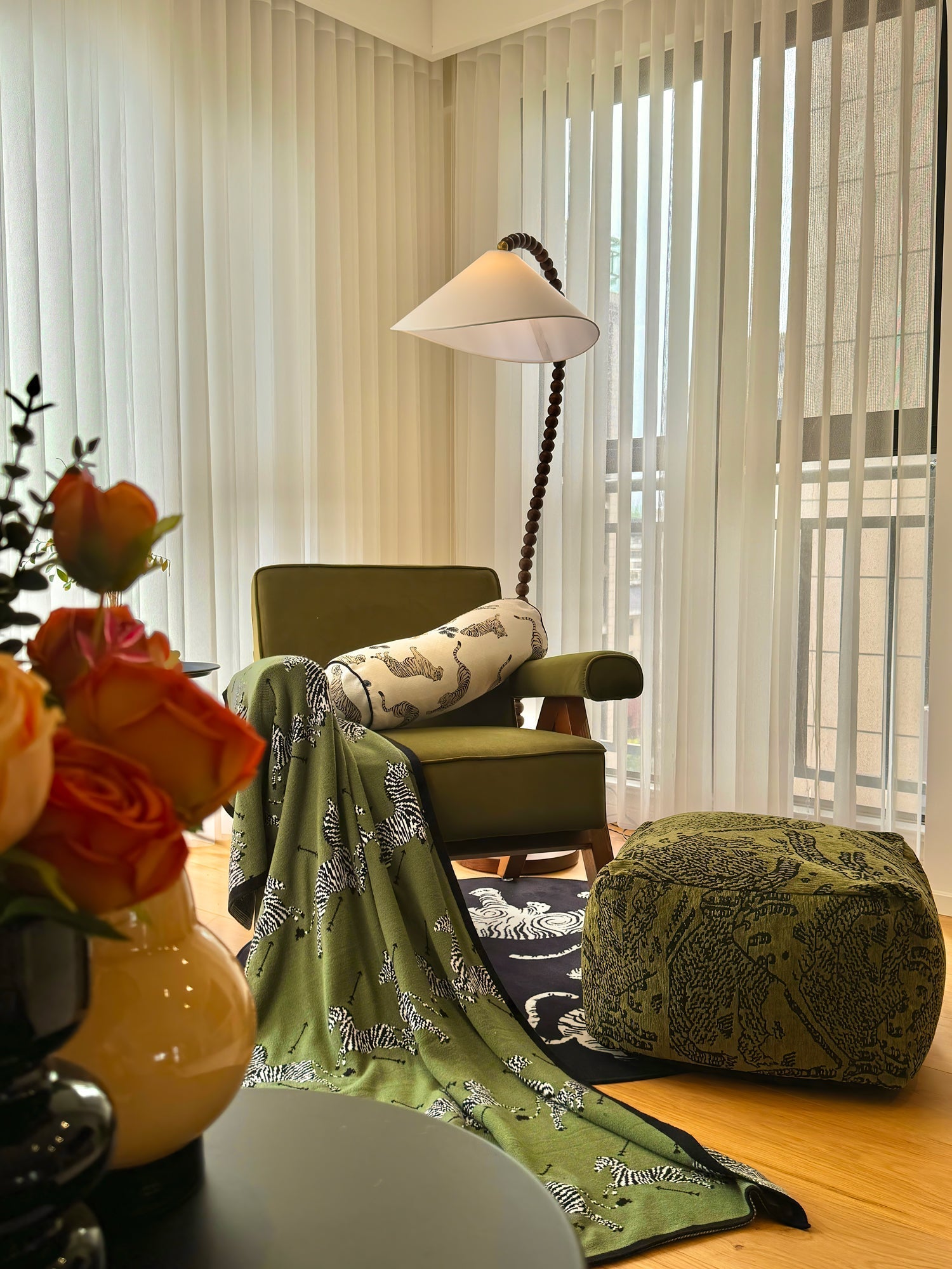 Nadia Modern Wood Floor Lamp-Neutral Decor