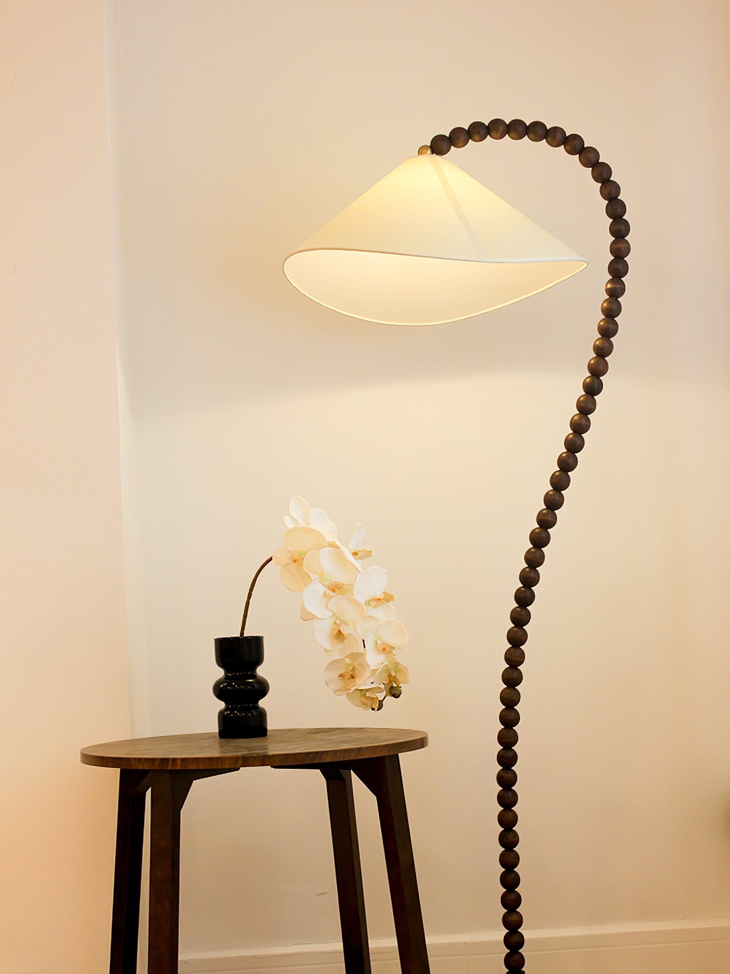 Nadia Modern Wood Floor Lamp-Neutral Decor