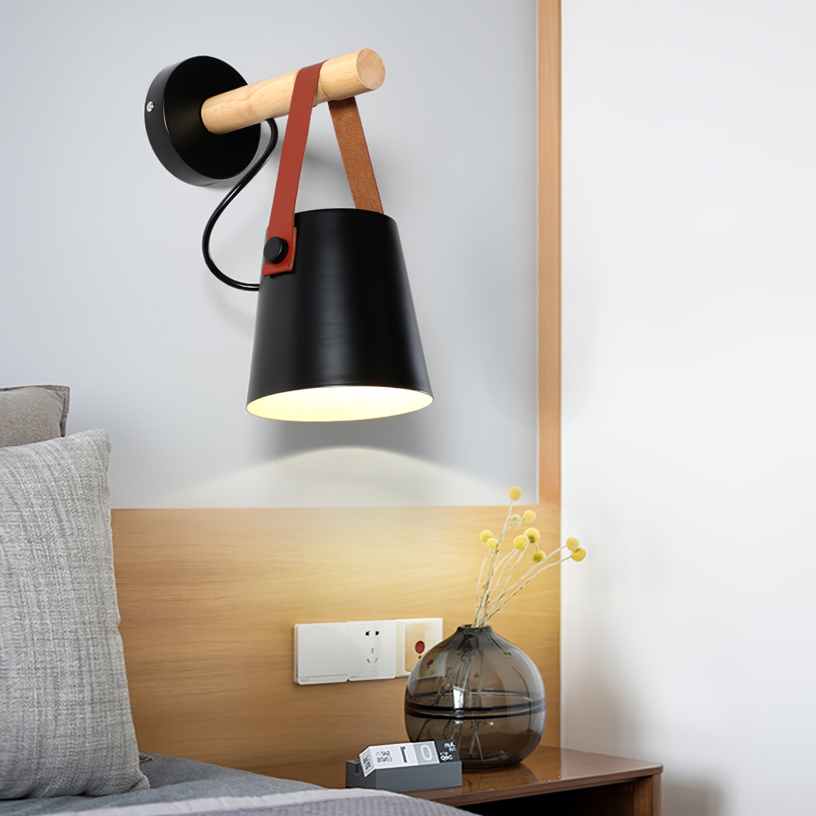 Virixon Wood Leather Wall Lamp-Neutral Decor