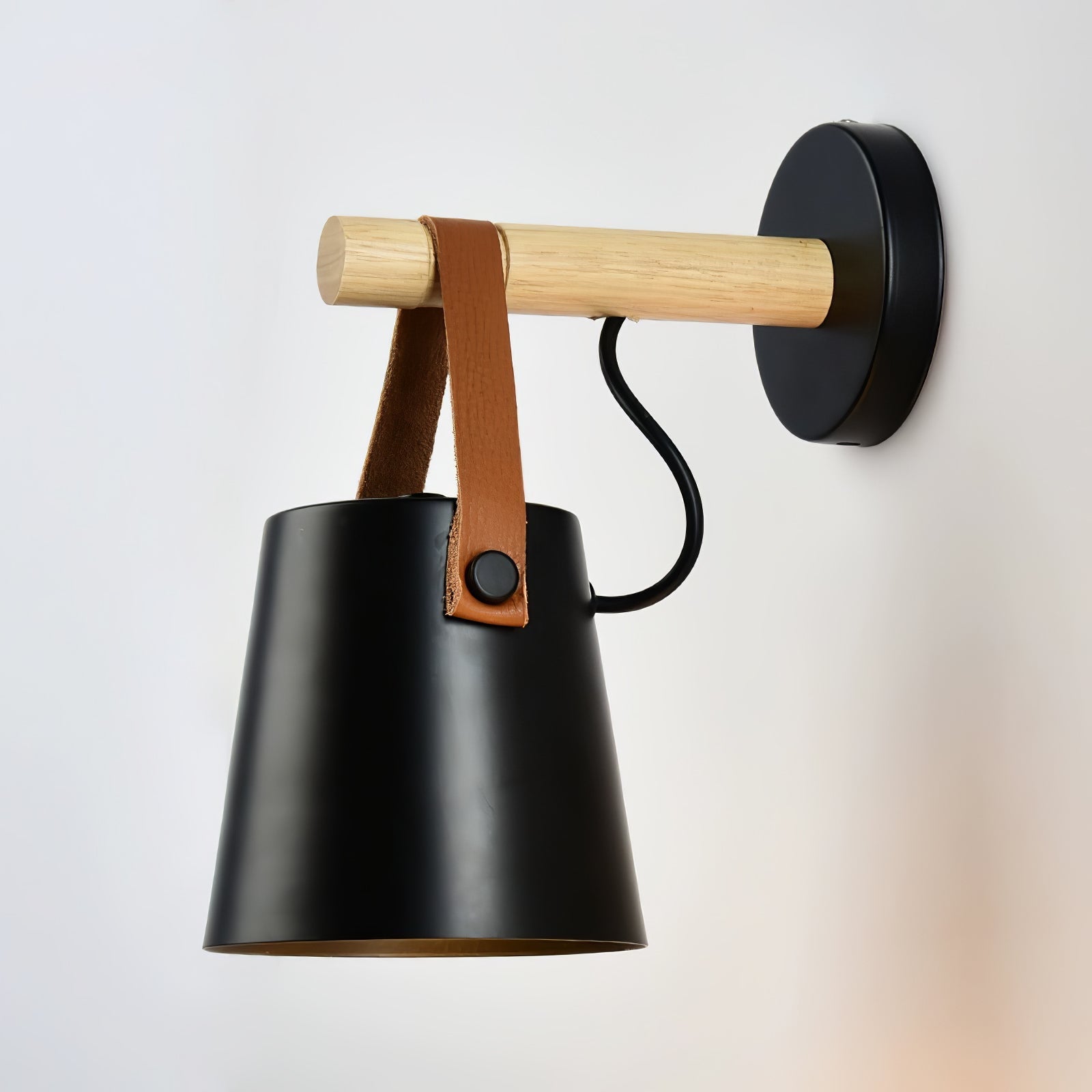 Virixon Wood Leather Wall Lamp-Neutral Decor