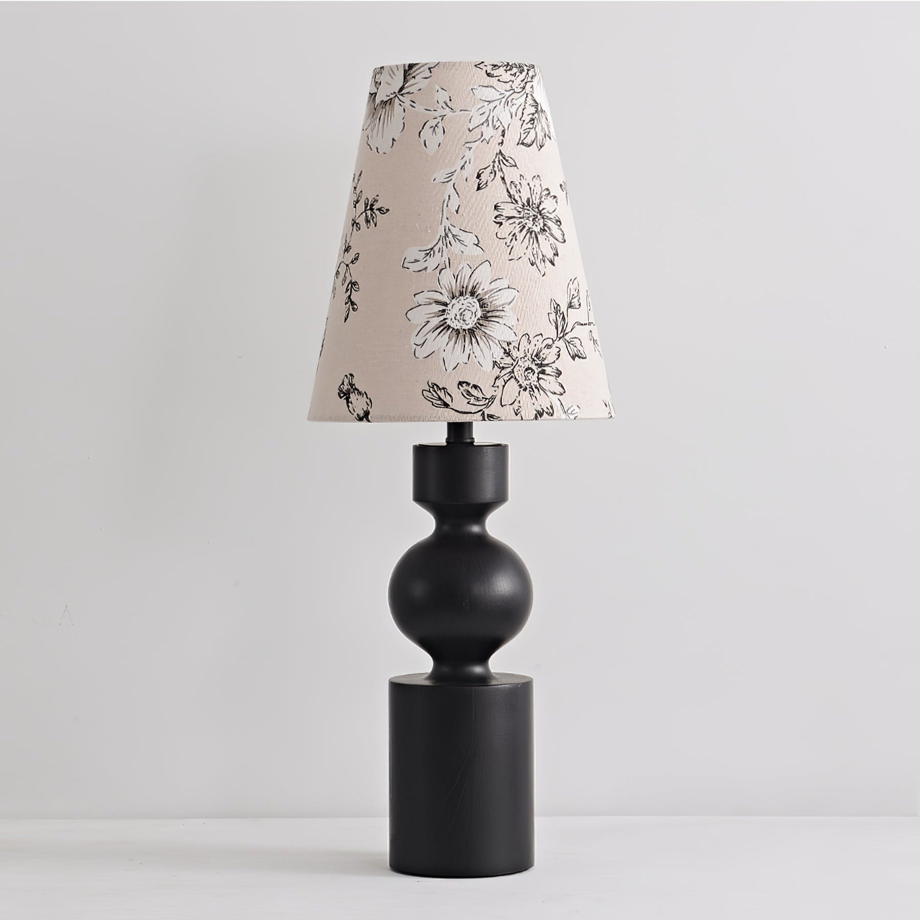 Thorne Vintage WoodnTable Lamp-Neutral Decor