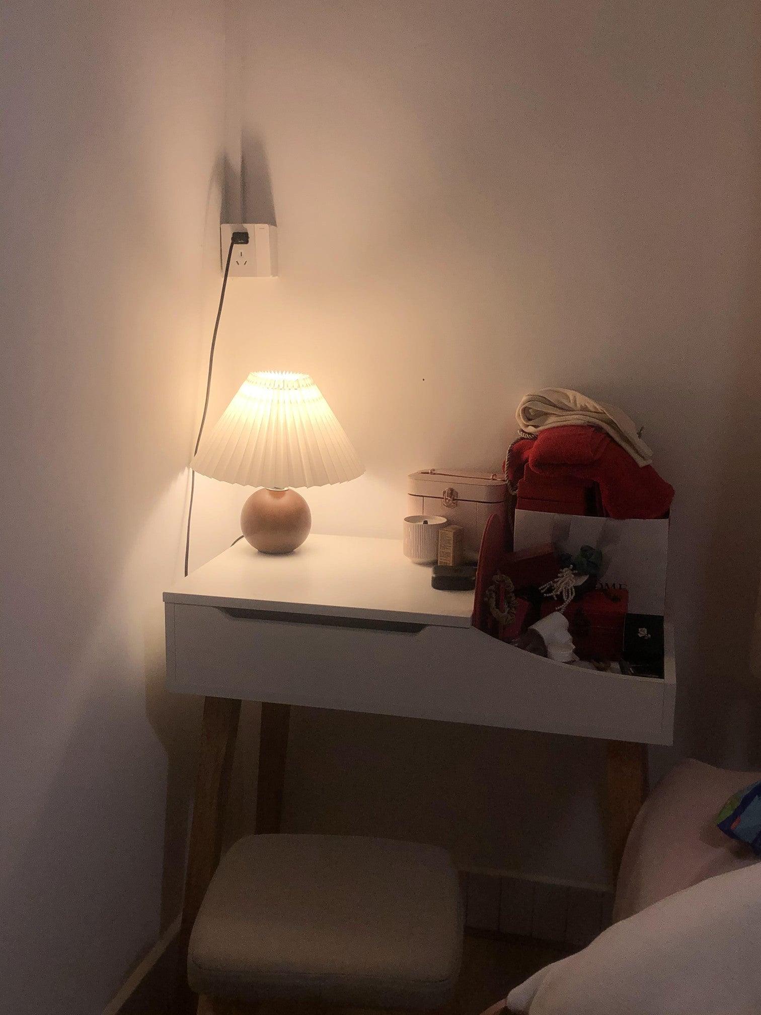 Zesilon Wooden Ball Table Lamp-Neutral Decor