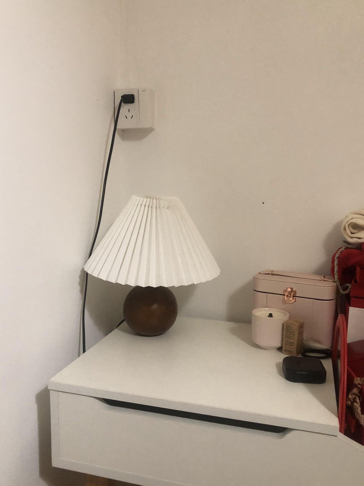 Zesilon Wooden Ball Table Lamp-Neutral Decor