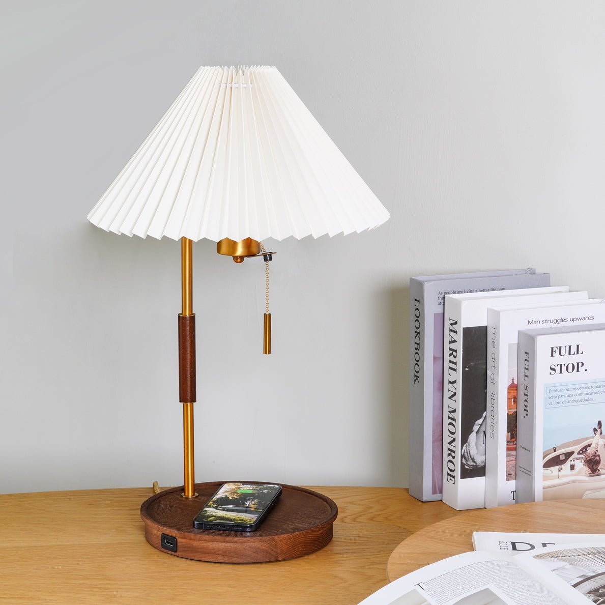 Vellain Retro Table Lamp-Neutral Decor