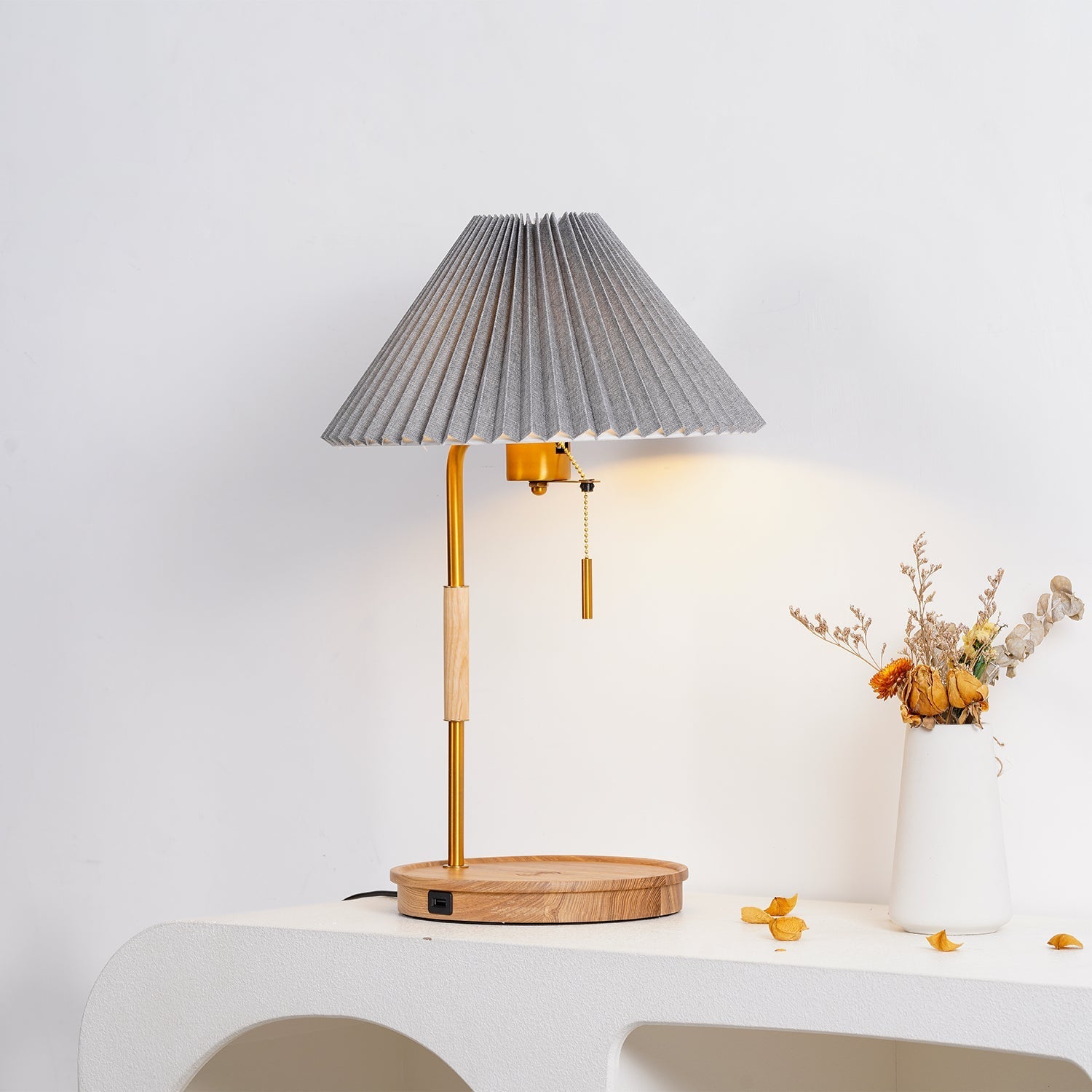 Vellain Retro Table Lamp-Neutral Decor