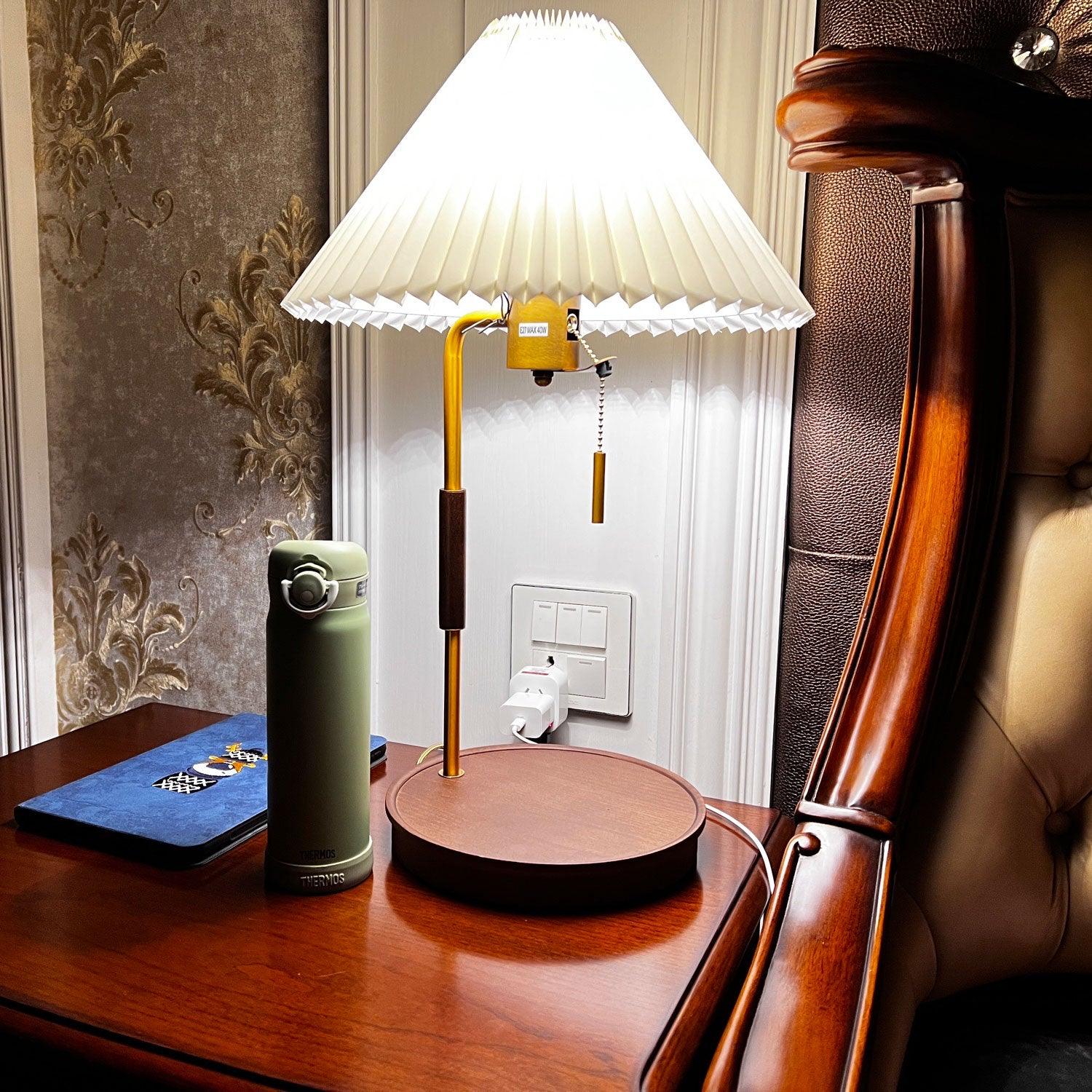 Vellain Retro Table Lamp-Neutral Decor
