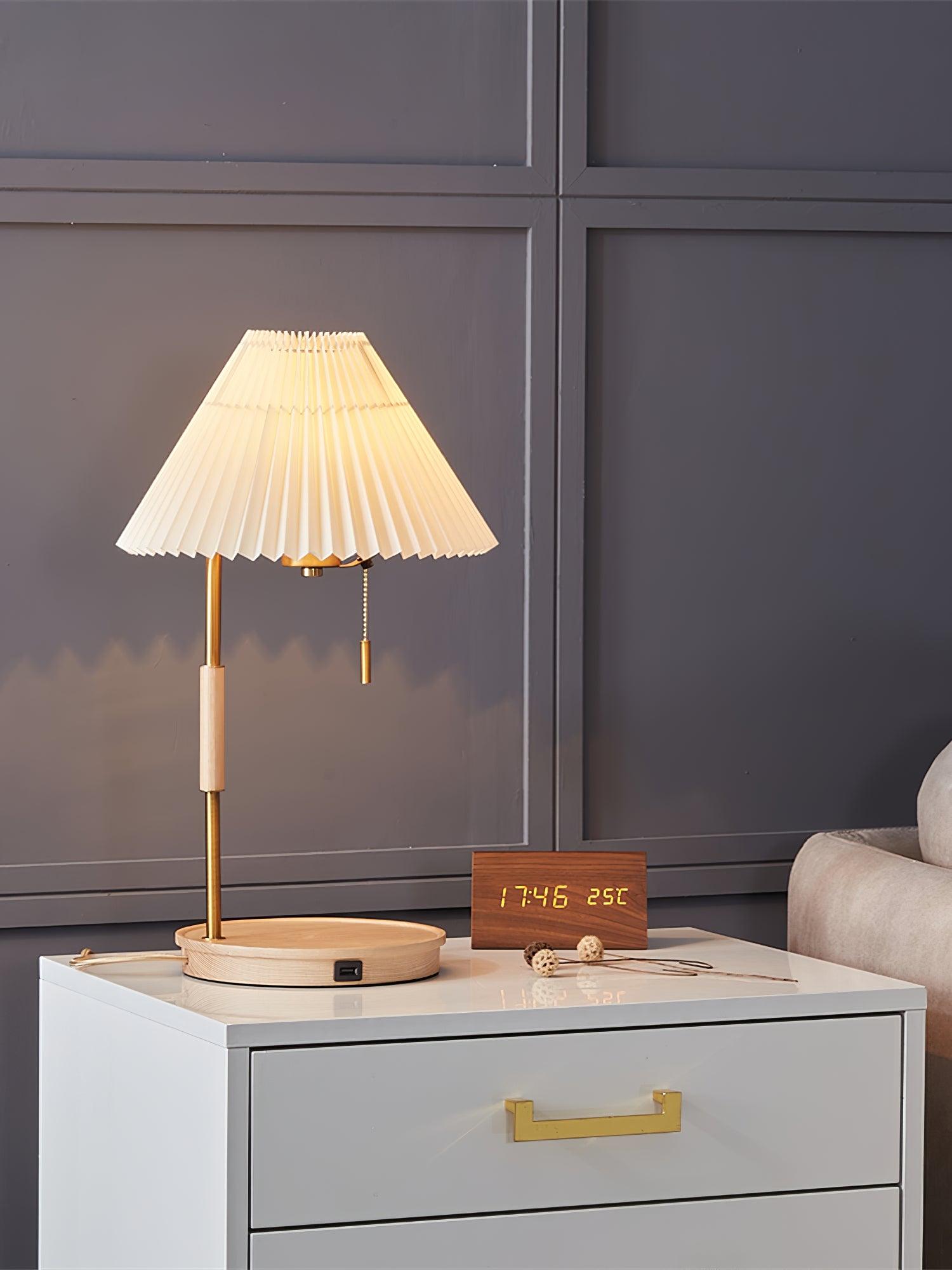 Vellain Retro Table Lamp-Neutral Decor