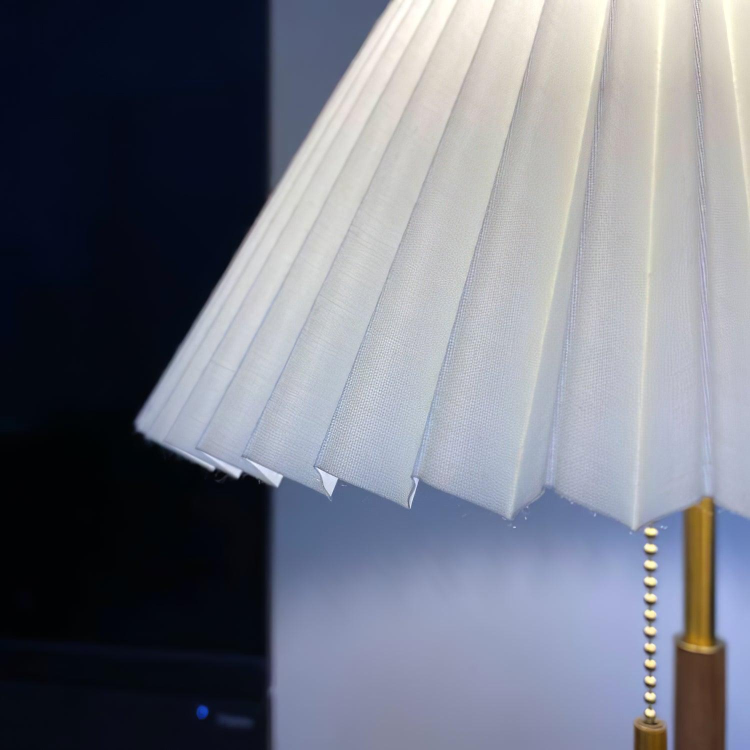 Vellain Retro Table Lamp-Neutral Decor