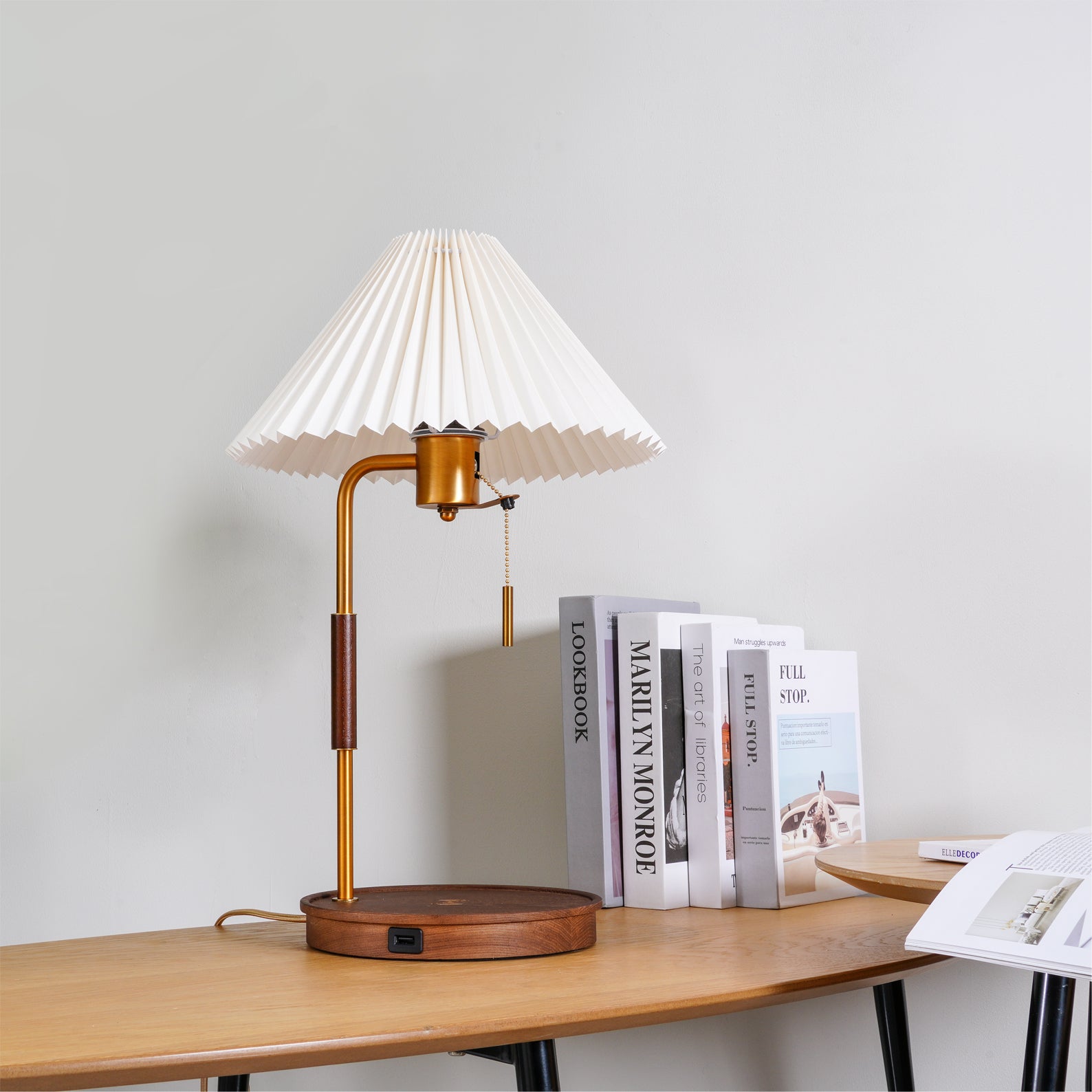 Vellain Retro Table Lamp-Neutral Decor