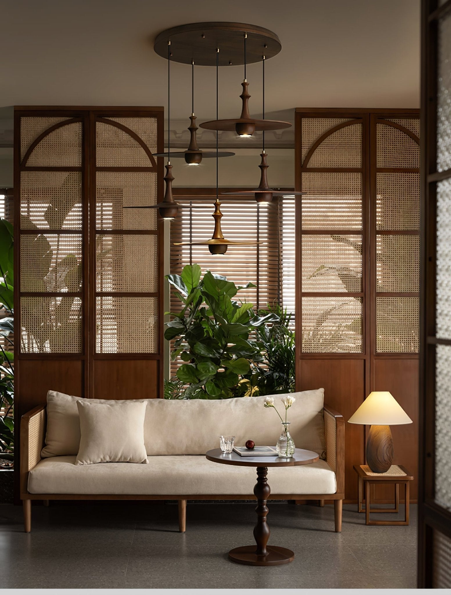 Spindle Wooden Spin Pendant Light-Neutral Decor