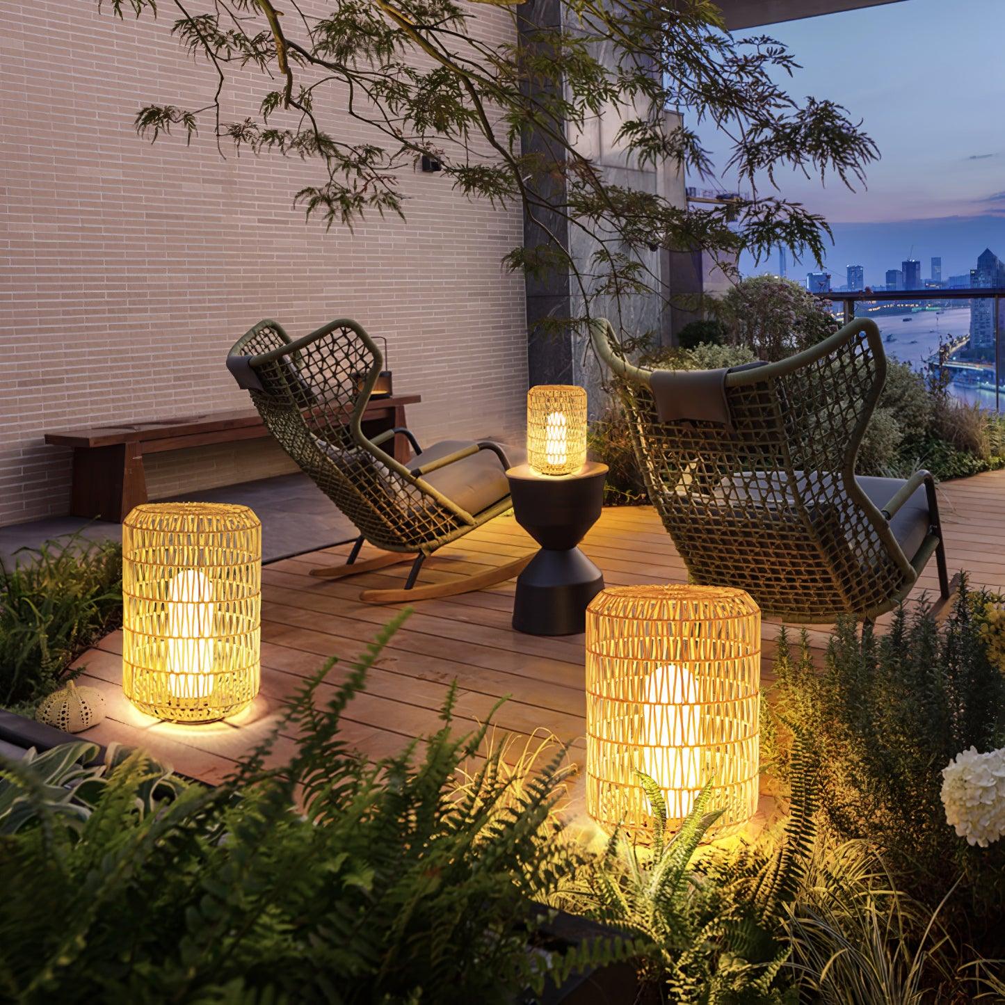 Oliver Vintage Outdoor Lighting-Neutral Decor