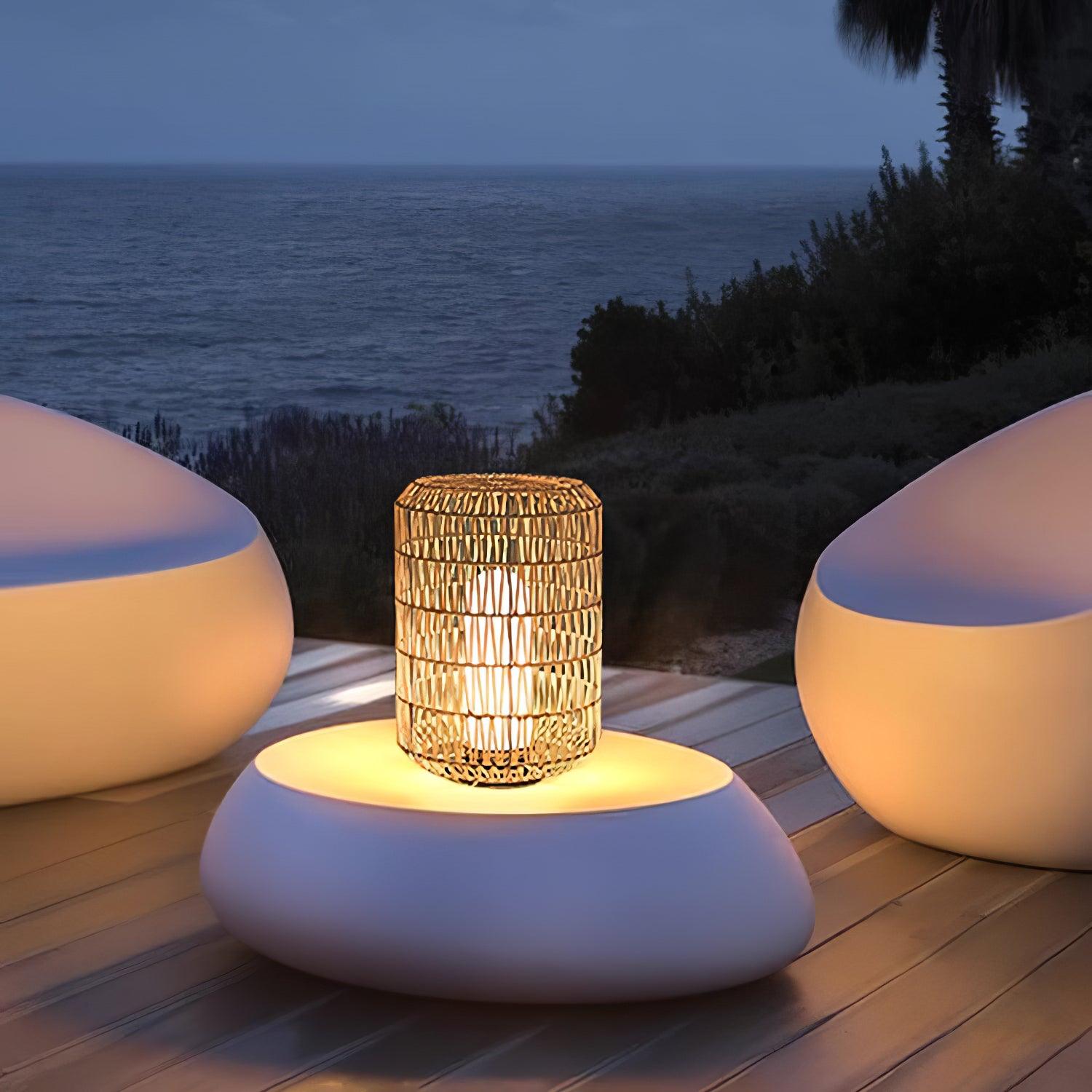 Oliver Vintage Outdoor Lighting-Neutral Decor