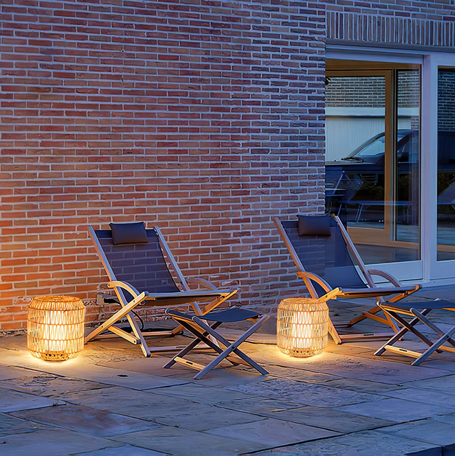 Oliver Vintage Outdoor Lighting-Neutral Decor