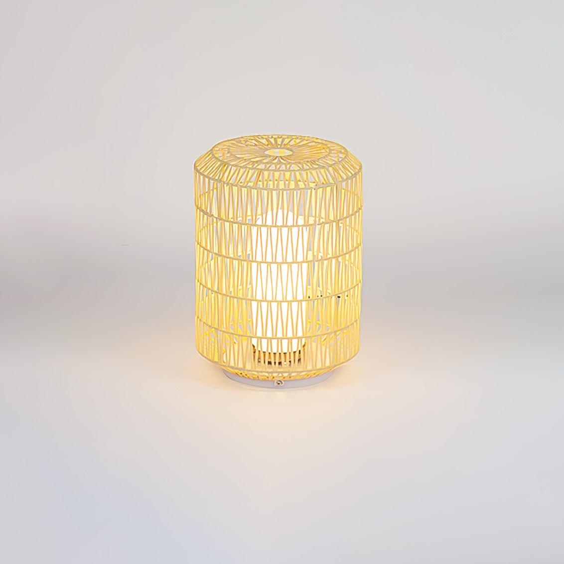 Oliver Vintage Outdoor Lighting-Neutral Decor