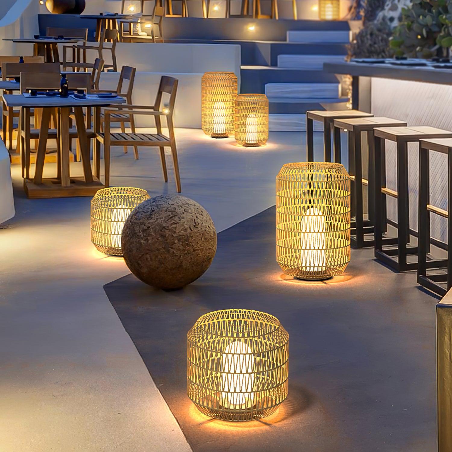 Oliver Vintage Outdoor Lighting-Neutral Decor