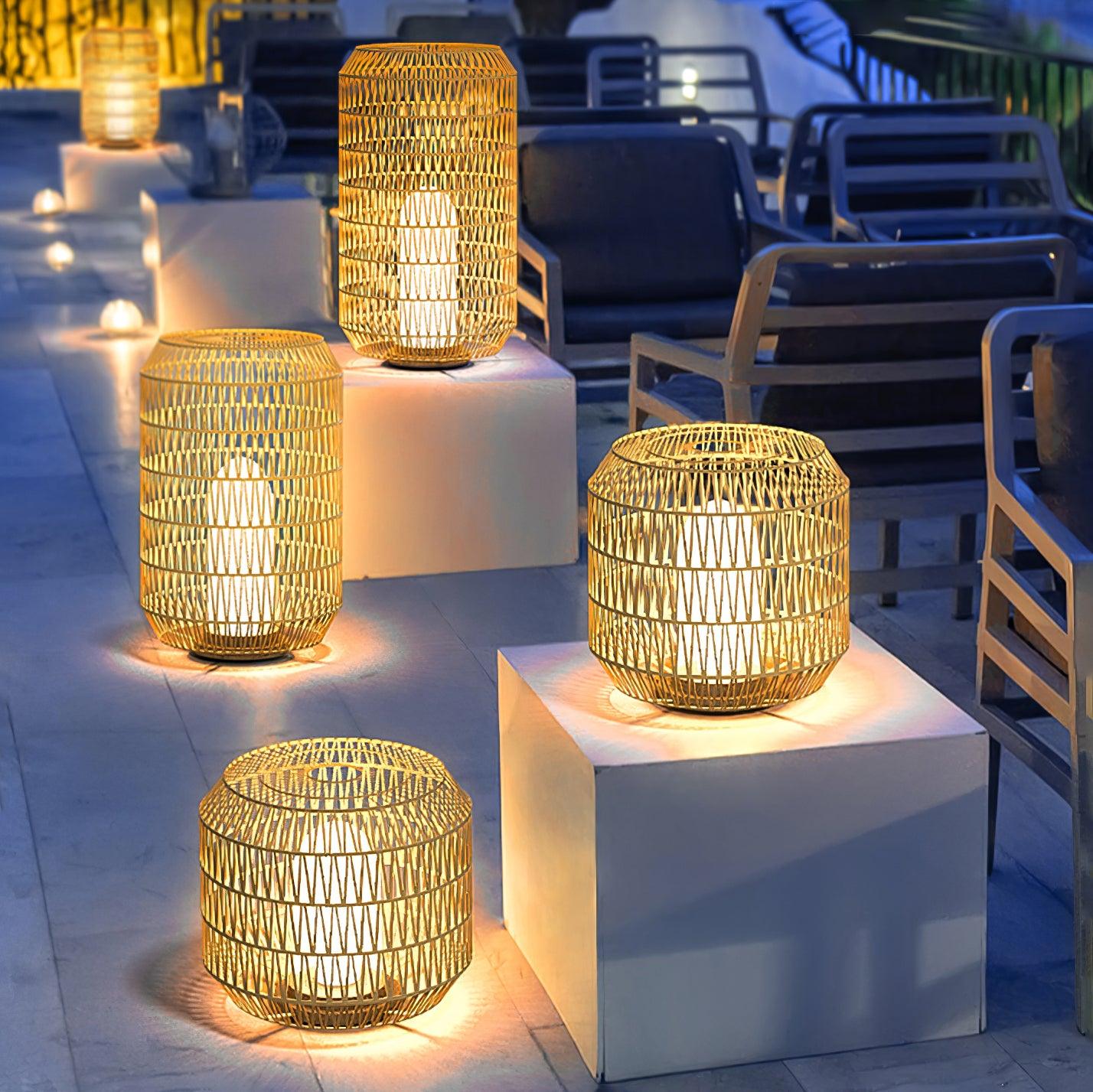 Oliver Vintage Outdoor Lighting-Neutral Decor