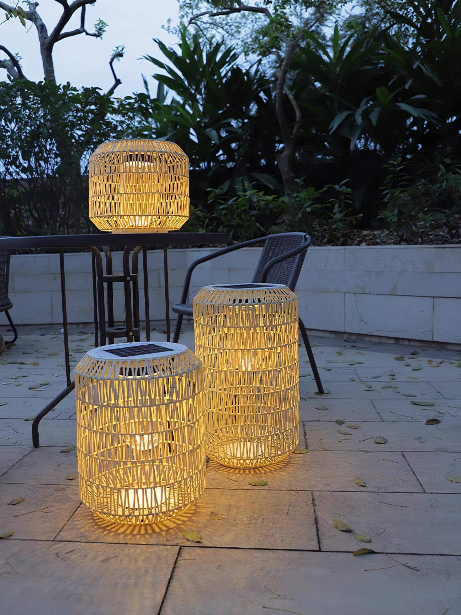 Oliver Vintage Outdoor Lighting-Neutral Decor