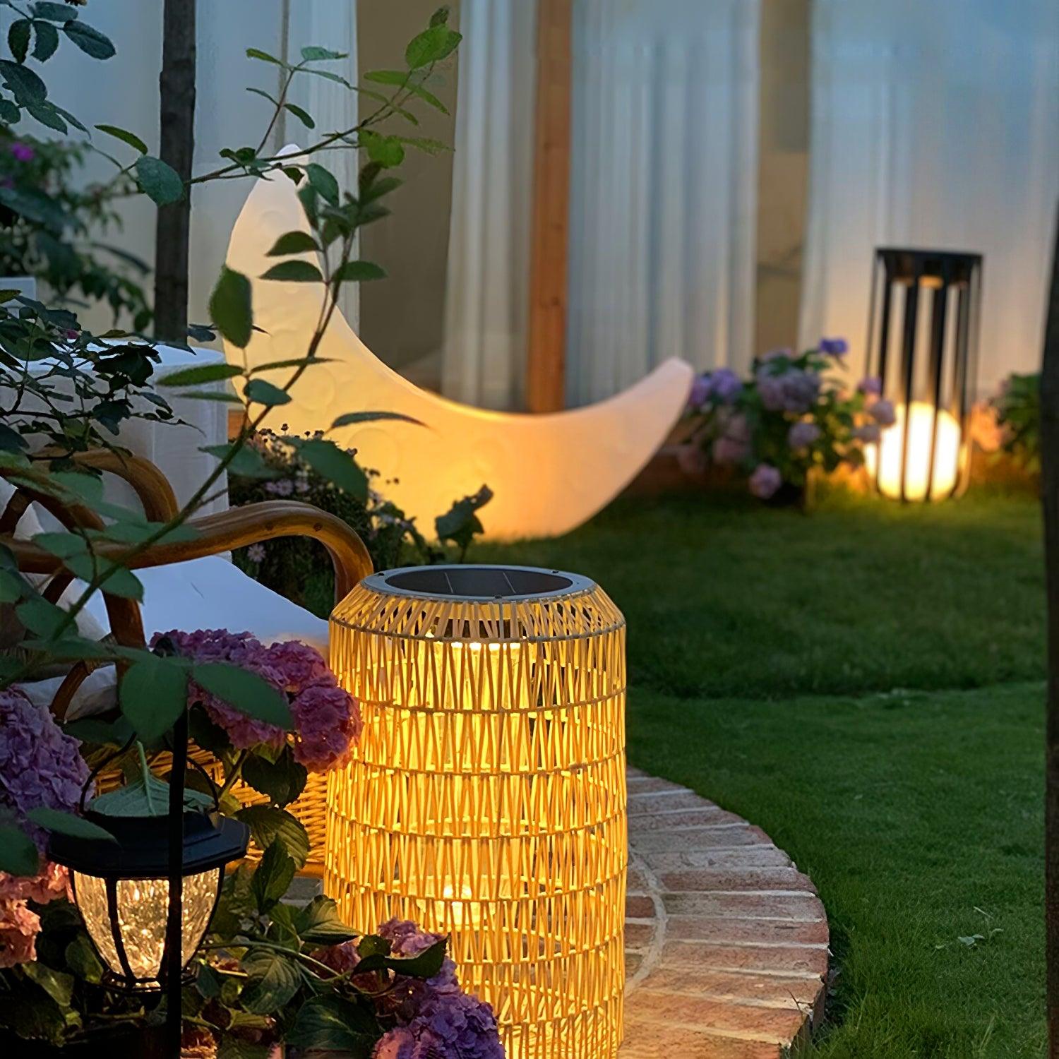 Oliver Vintage Outdoor Lighting-Neutral Decor