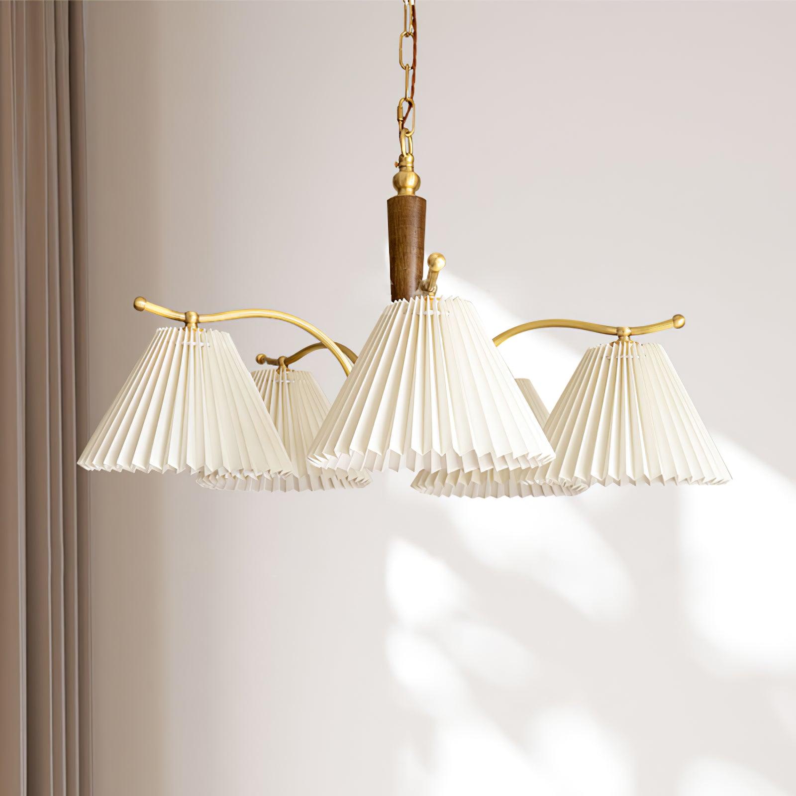 Lustra Chandelier Brass Pleated Shade Classic-Neutral Decor