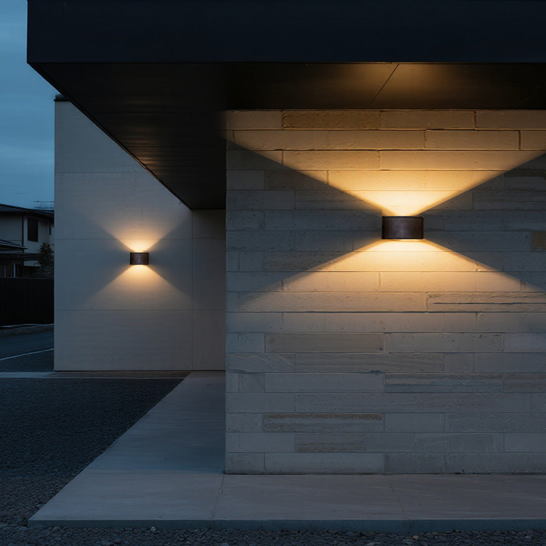 Magda Minimalist Style Outdoor Wall Light