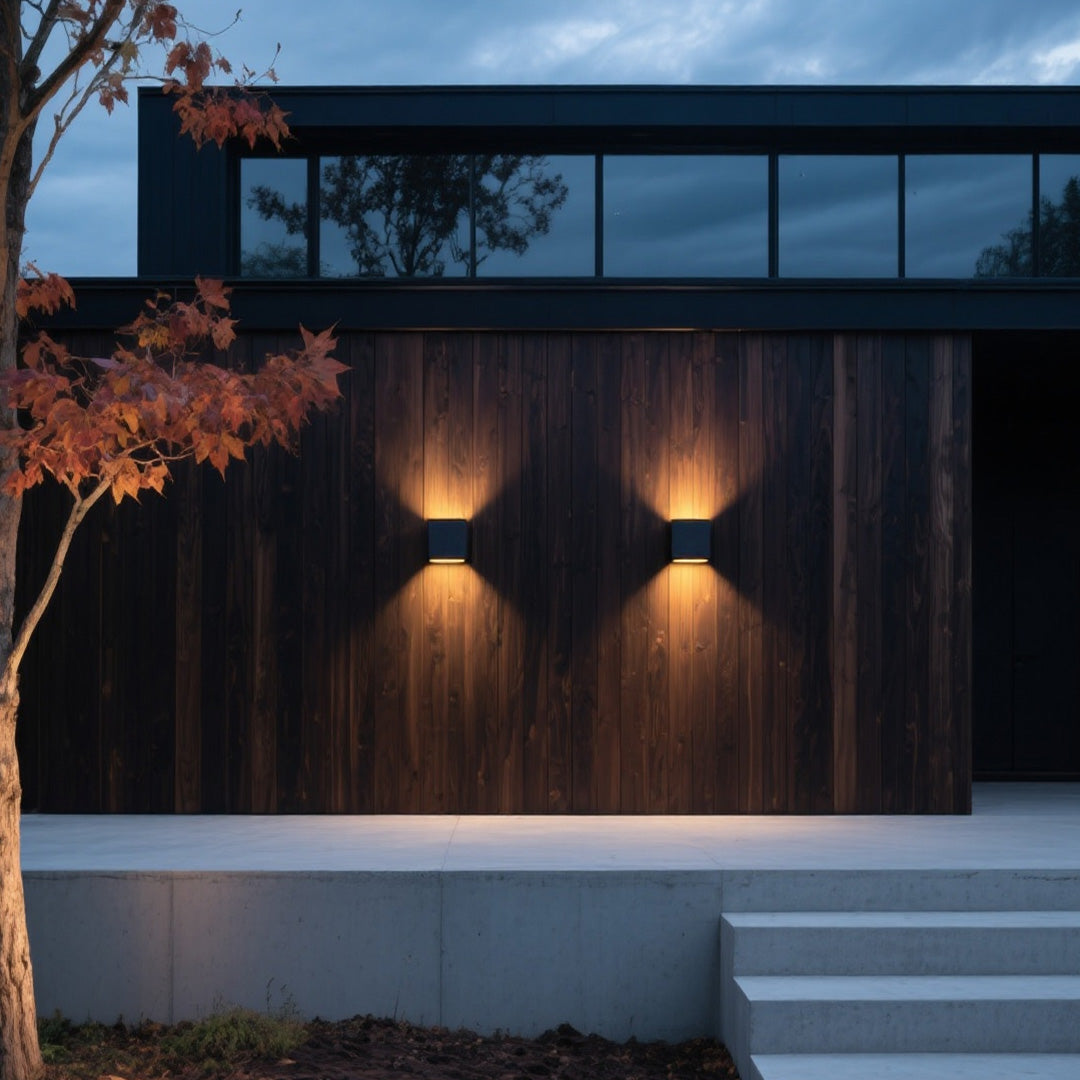 Cosnate Die-cast Simple Outdoor Wall Light