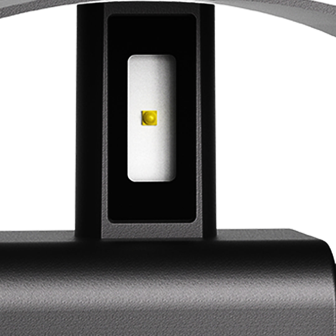 Magda Minimalist Style Outdoor Wall Light