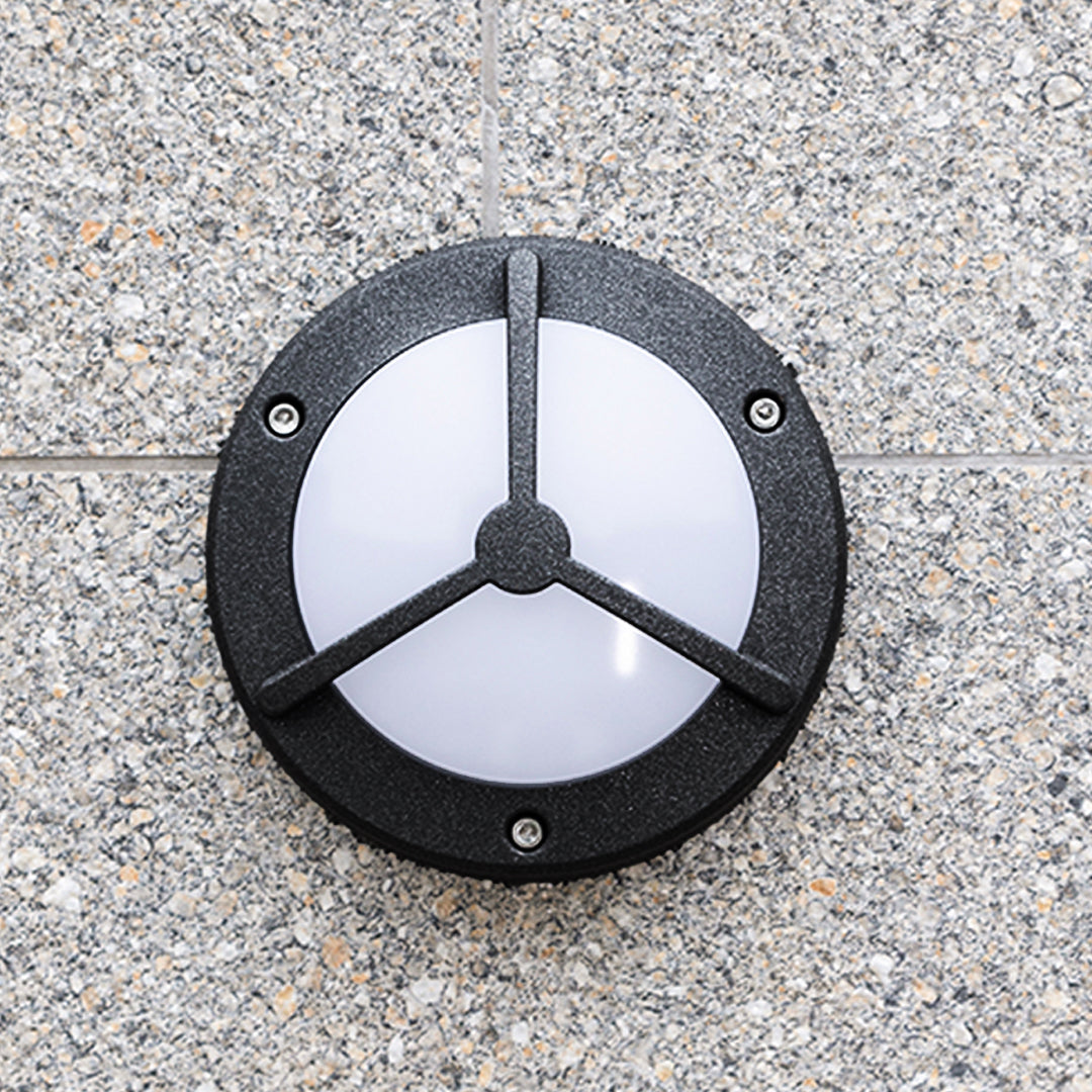 Weaver Minimalist Trisection Outdoor Wall Light