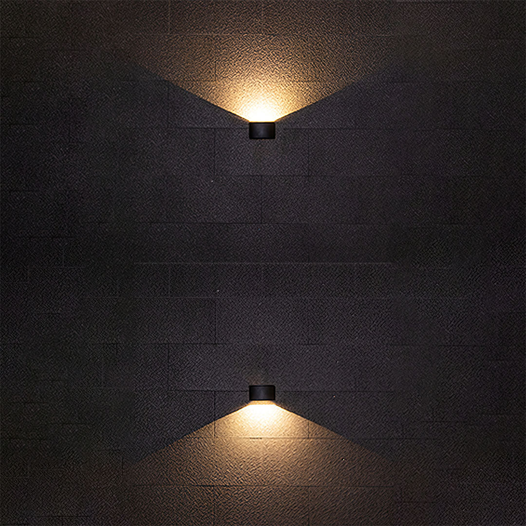 Magda Minimalist Style Outdoor Wall Light