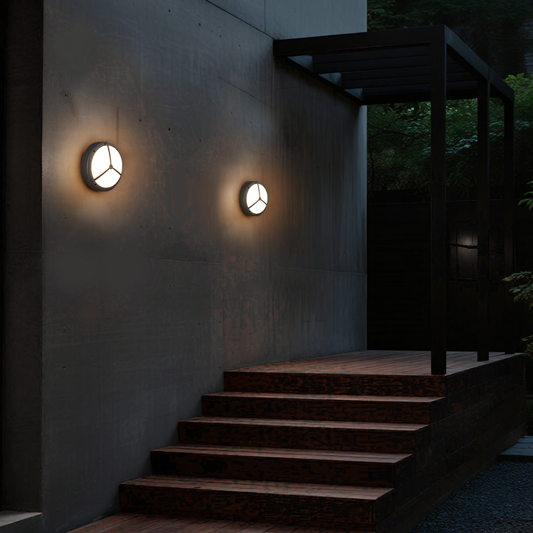 Weaver Minimalist Trisection Outdoor Wall Light