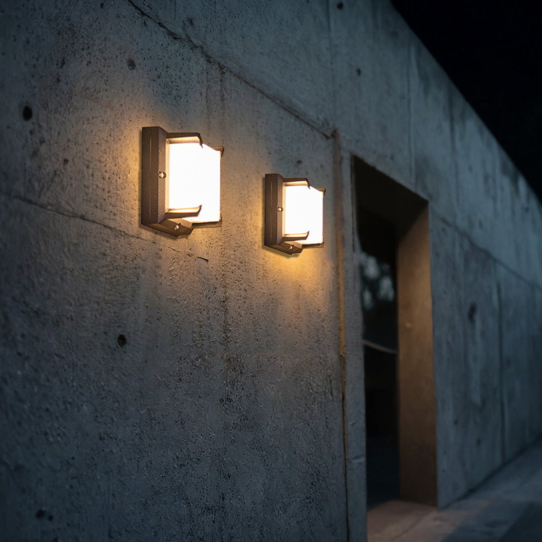 Faith Die-cast Modern Outdoor Wall Light