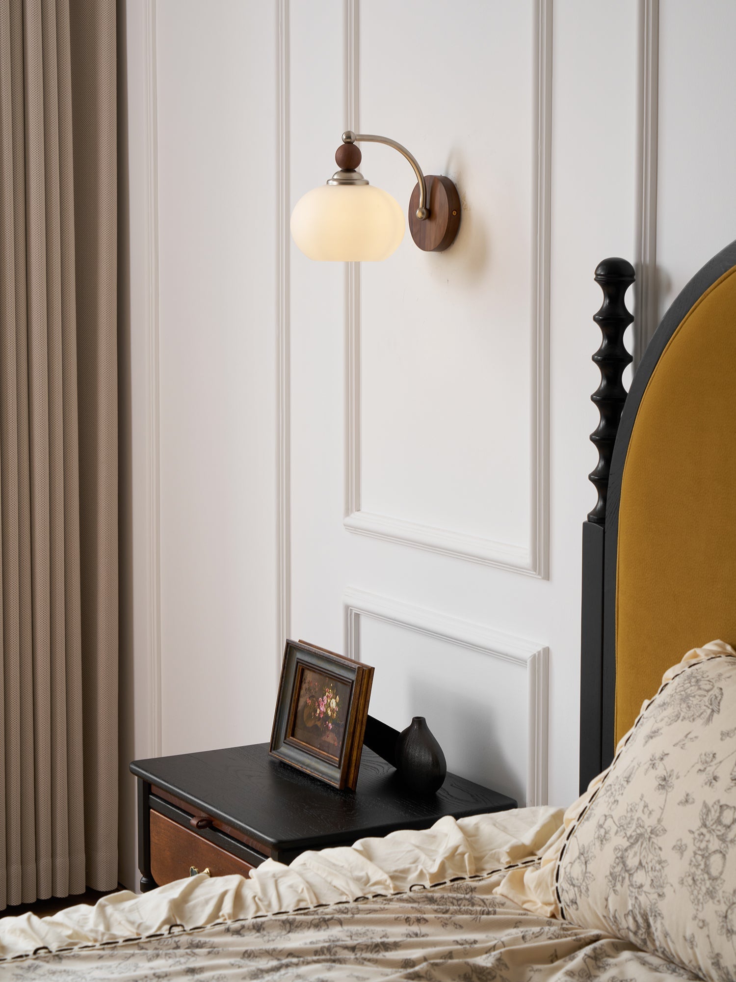 Vicare Premium Nordic Art Glass Wall Lamp-Neutral Decor