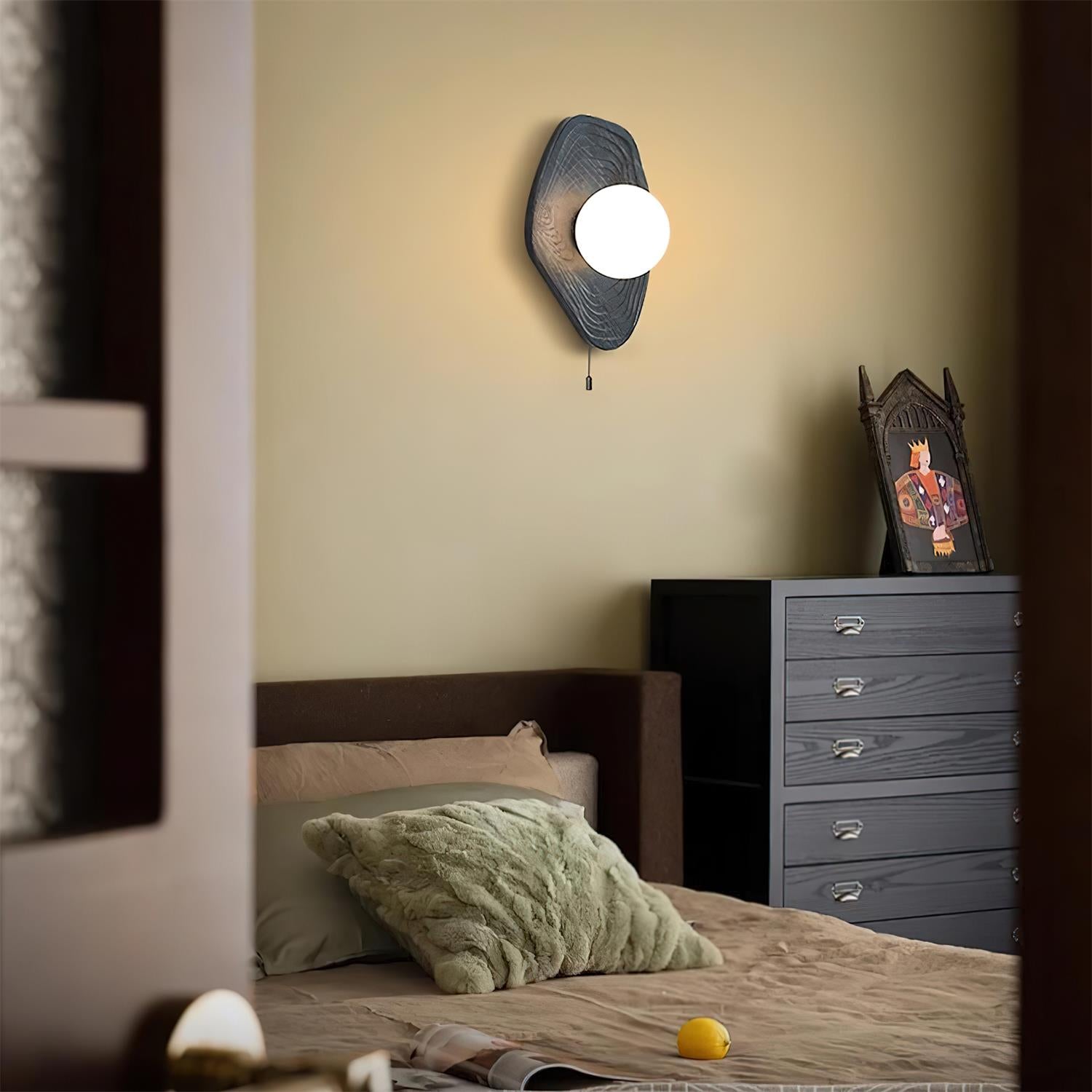 Ebonelle Wall Lamp